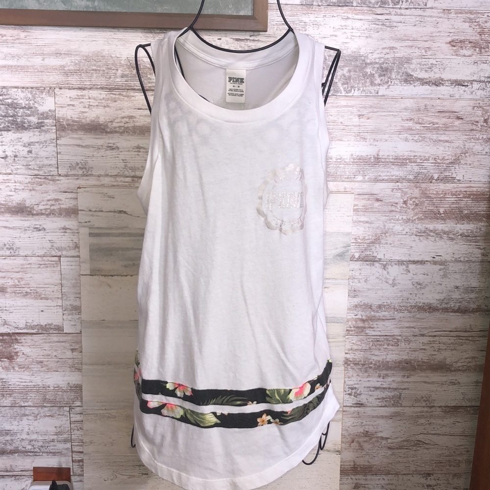 Pink Victoria’s Secret tropical tank top size medium bling tank top summer warm‌ - Picture 5 of 9